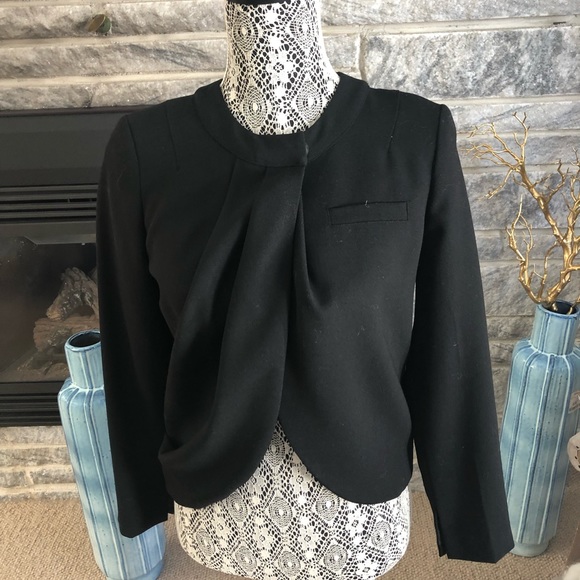 Blazer - Picture 1 of 3